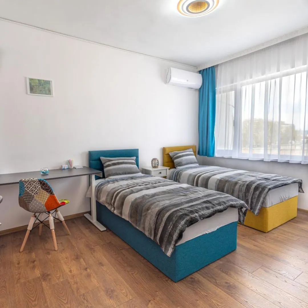 Cozy 2Br By The Sea Garden Apartment Varna
